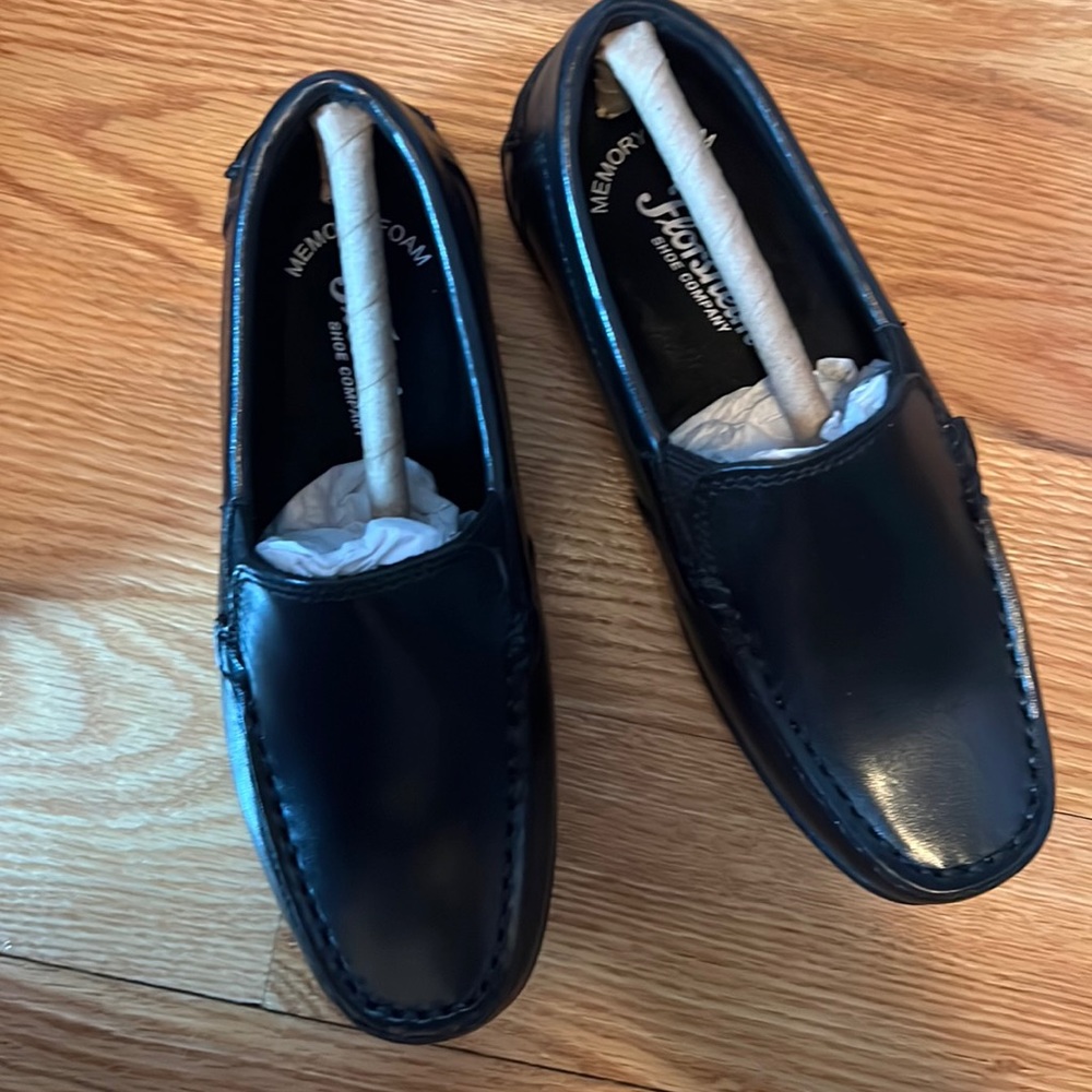 Florsheim size 12 boys loafers NWB